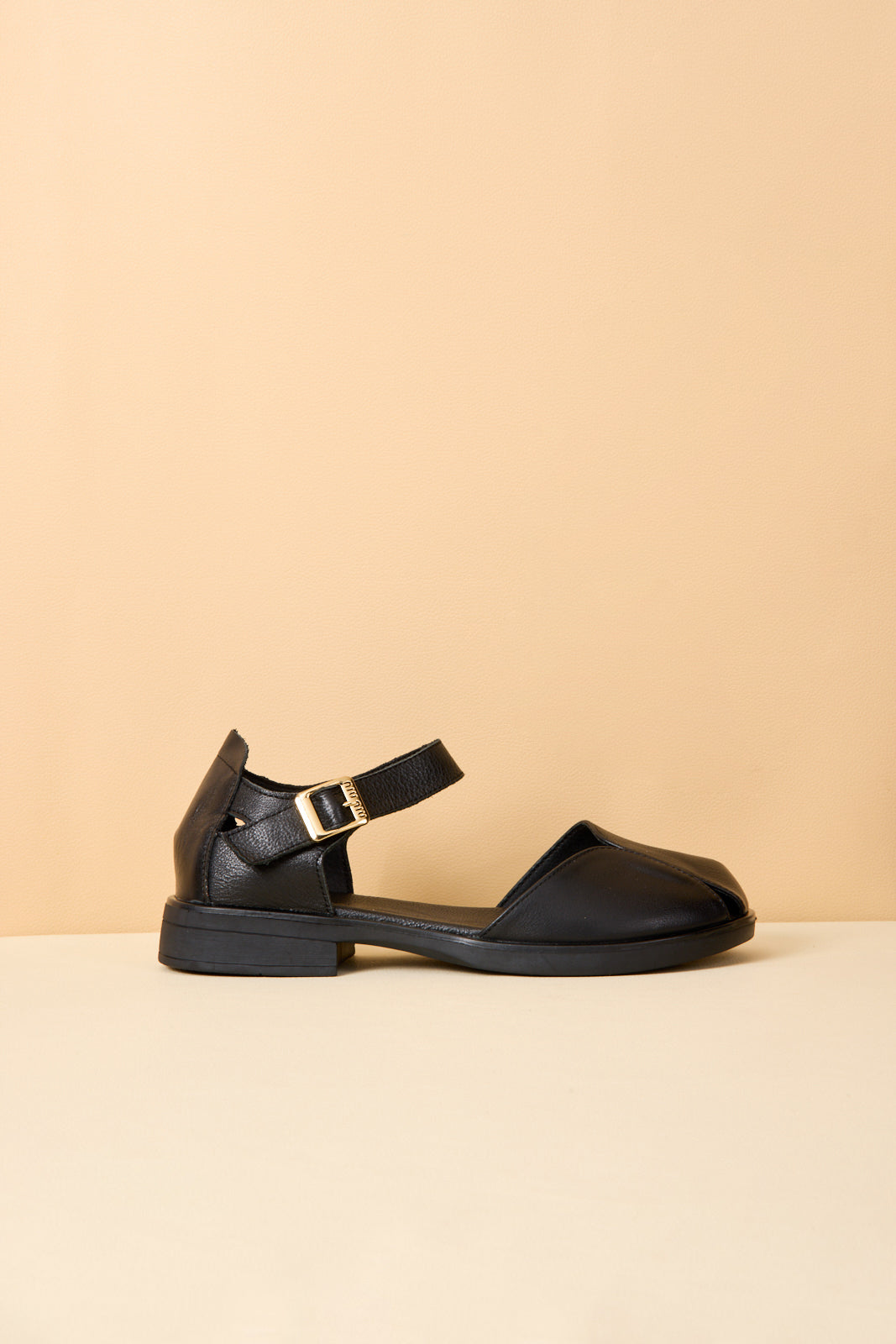 Tatum Leather Flat Sandal - Black