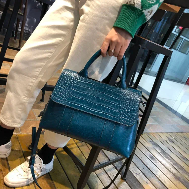 Women's Cowhide Leather Crossbody Bag - Retro Large Capacity Handbag