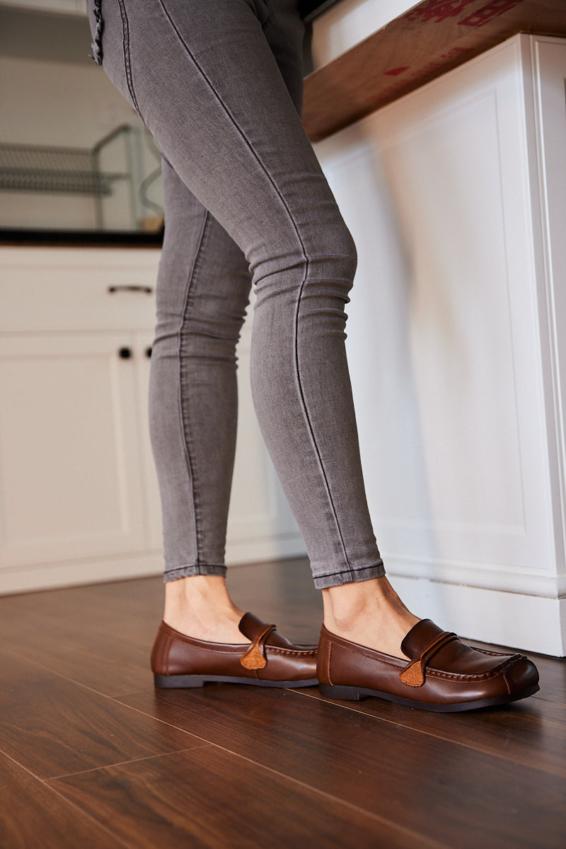Serious Leisure Leather Loafer - Brown
