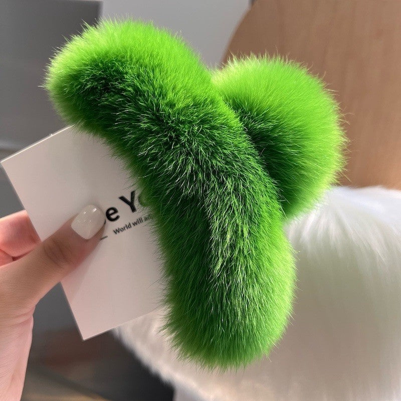 Trendy Large Furry Hair Claw Clip