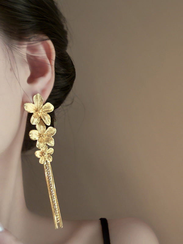 Flower Shape Tasseled Drop Earrings