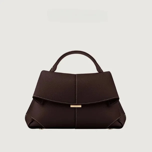 High-End Luxury Leather Smile Bag Designer Handbag with Pleated Design