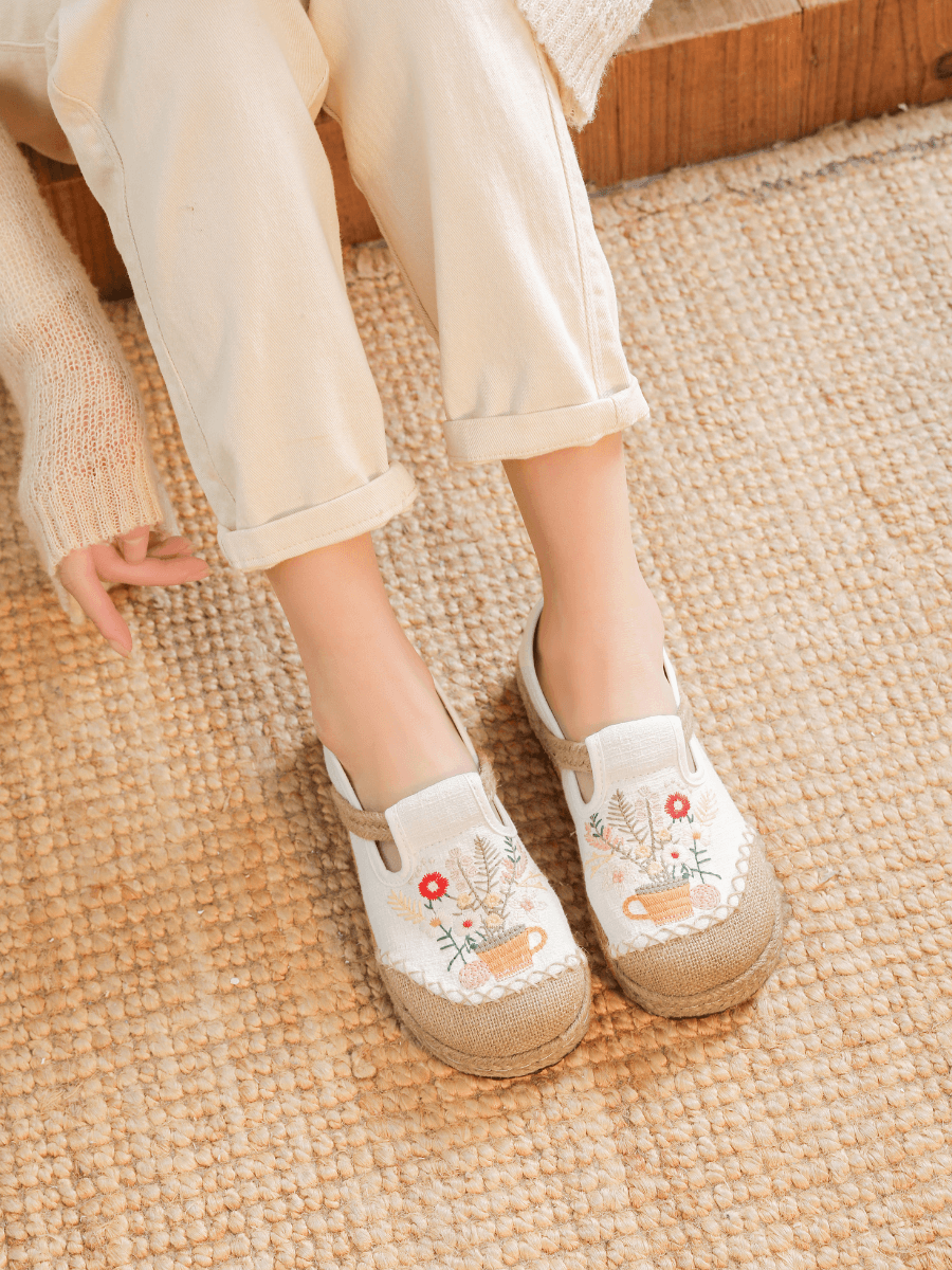 Gemma Floral Embroidered Linen Espadrilles - Cream