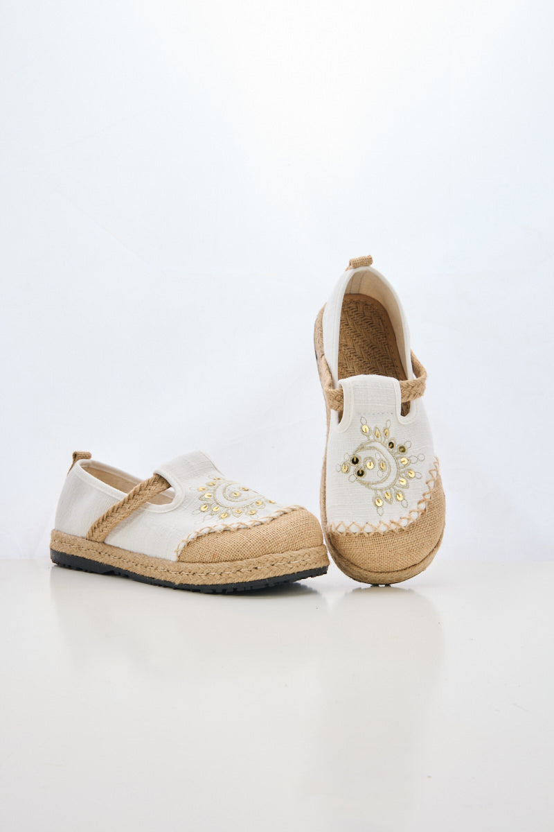 Blooming Moon Embroidered Linen Espadrilles - Cream