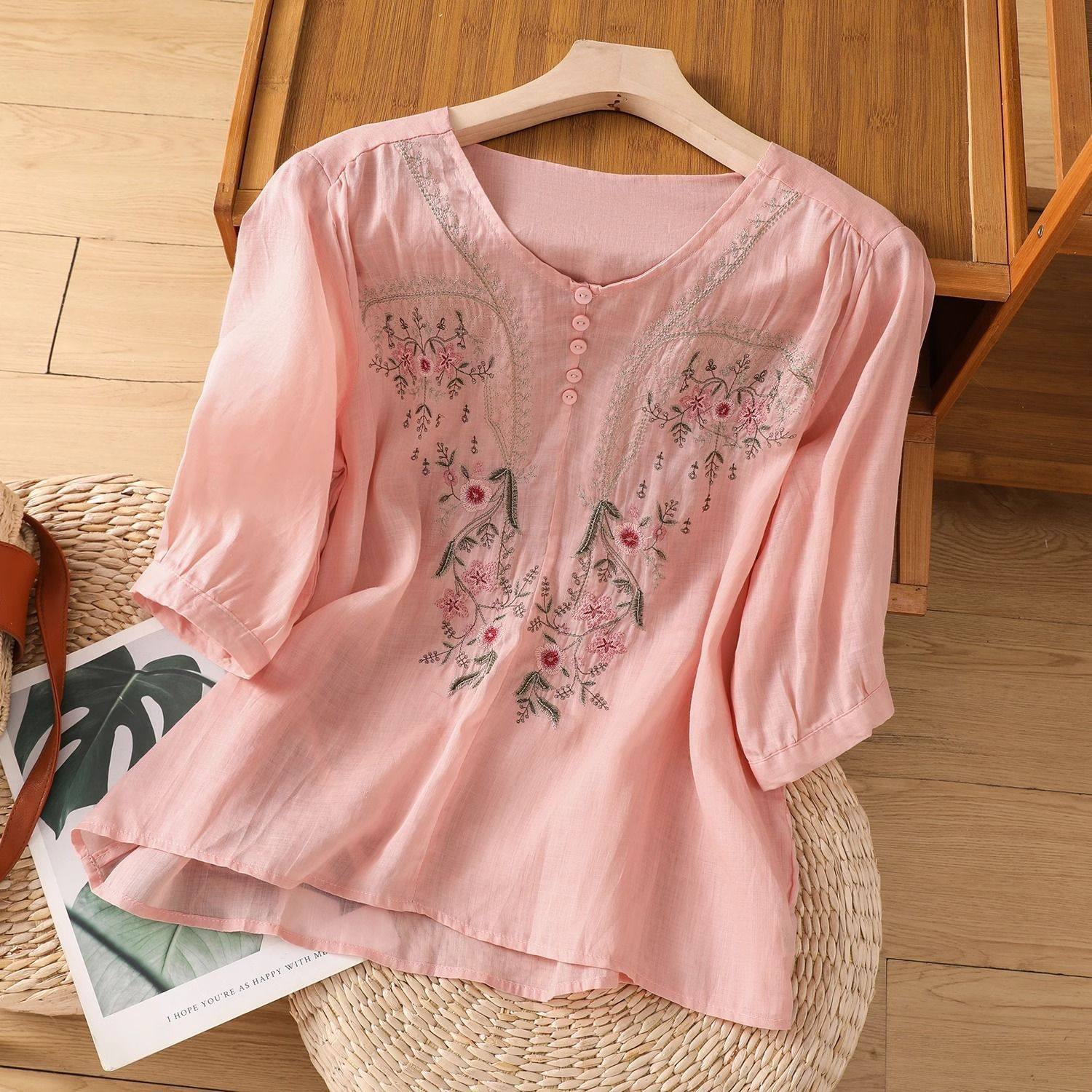 Embroidered Loose Short Sleeve Top