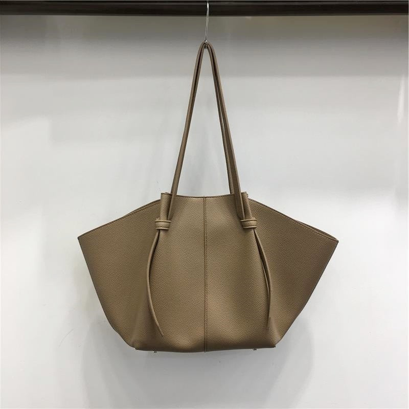 Vintage Litchi Grain Large Capacity Winged Bag