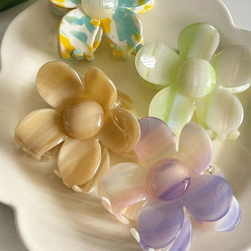 Elegant Flower Shape Hair Claw Clip