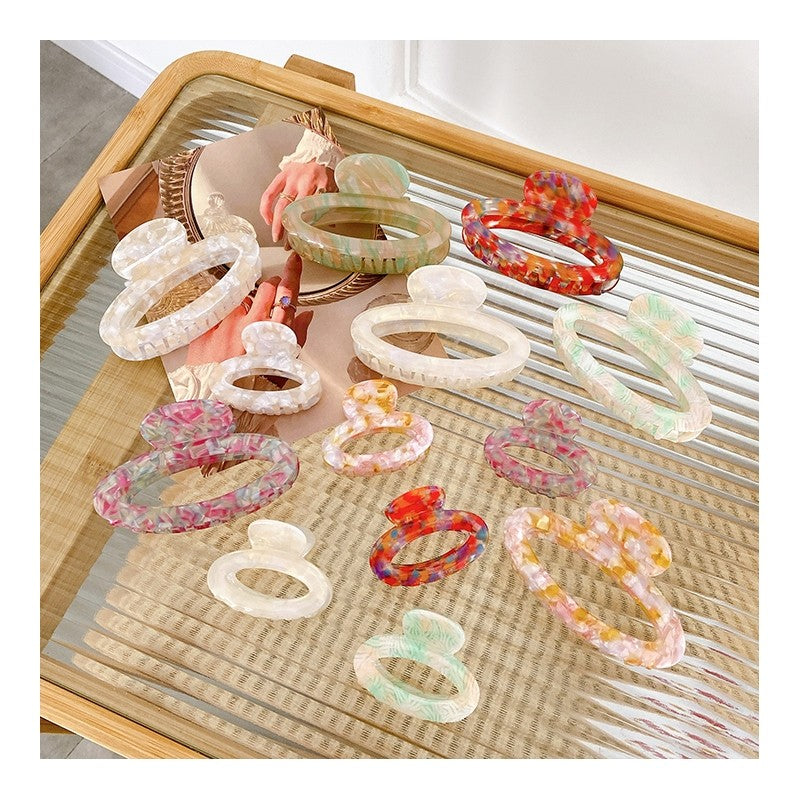 Hollowed Out Oval Hair Claw Clip