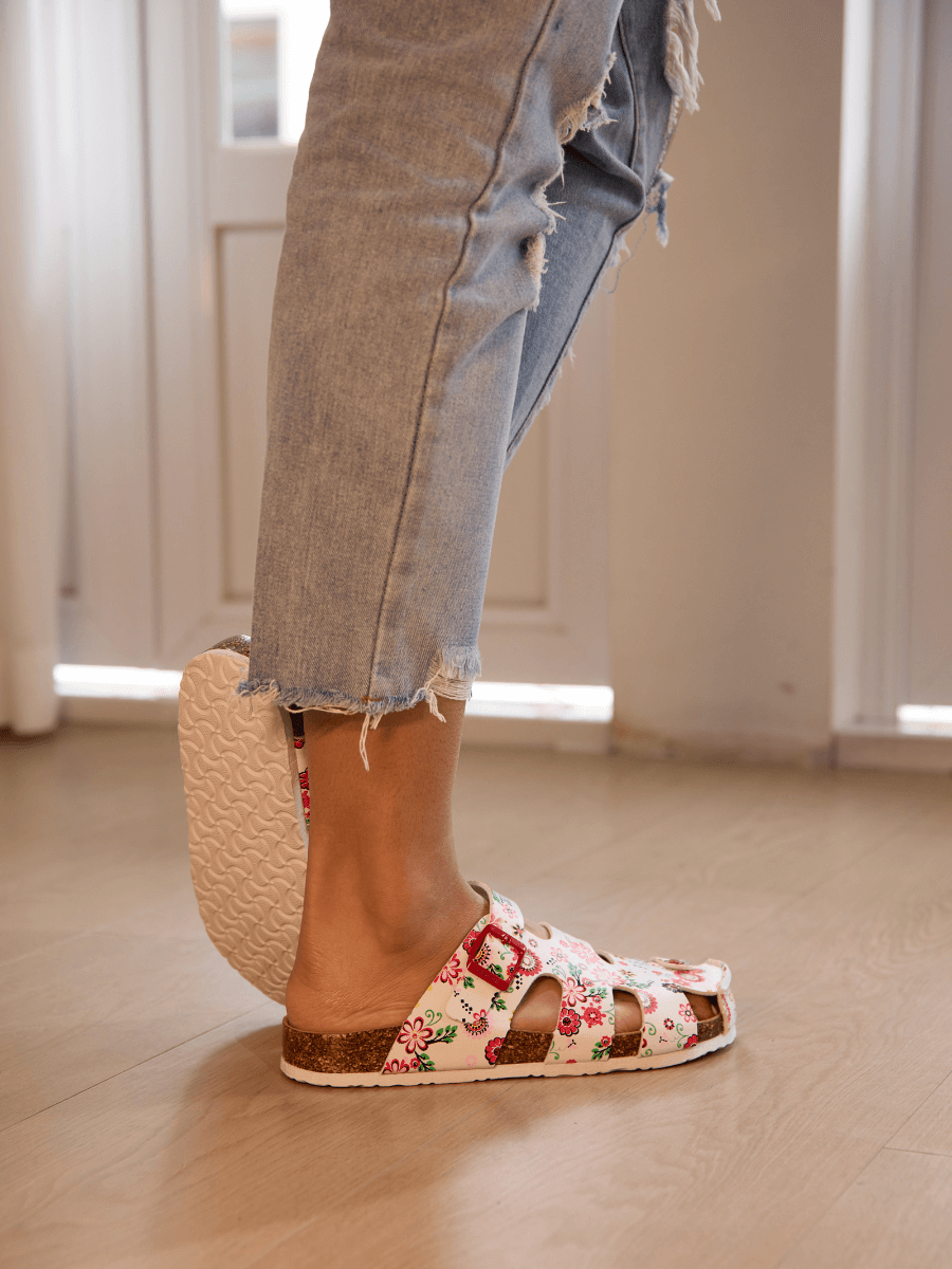 Summer Picnic Cut-Out Clog - Floral