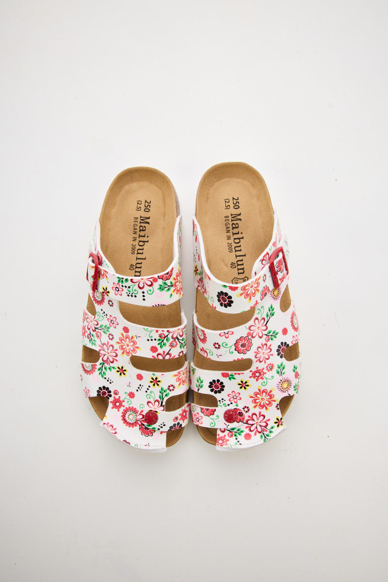 Summer Picnic Cut-Out Clog - Floral