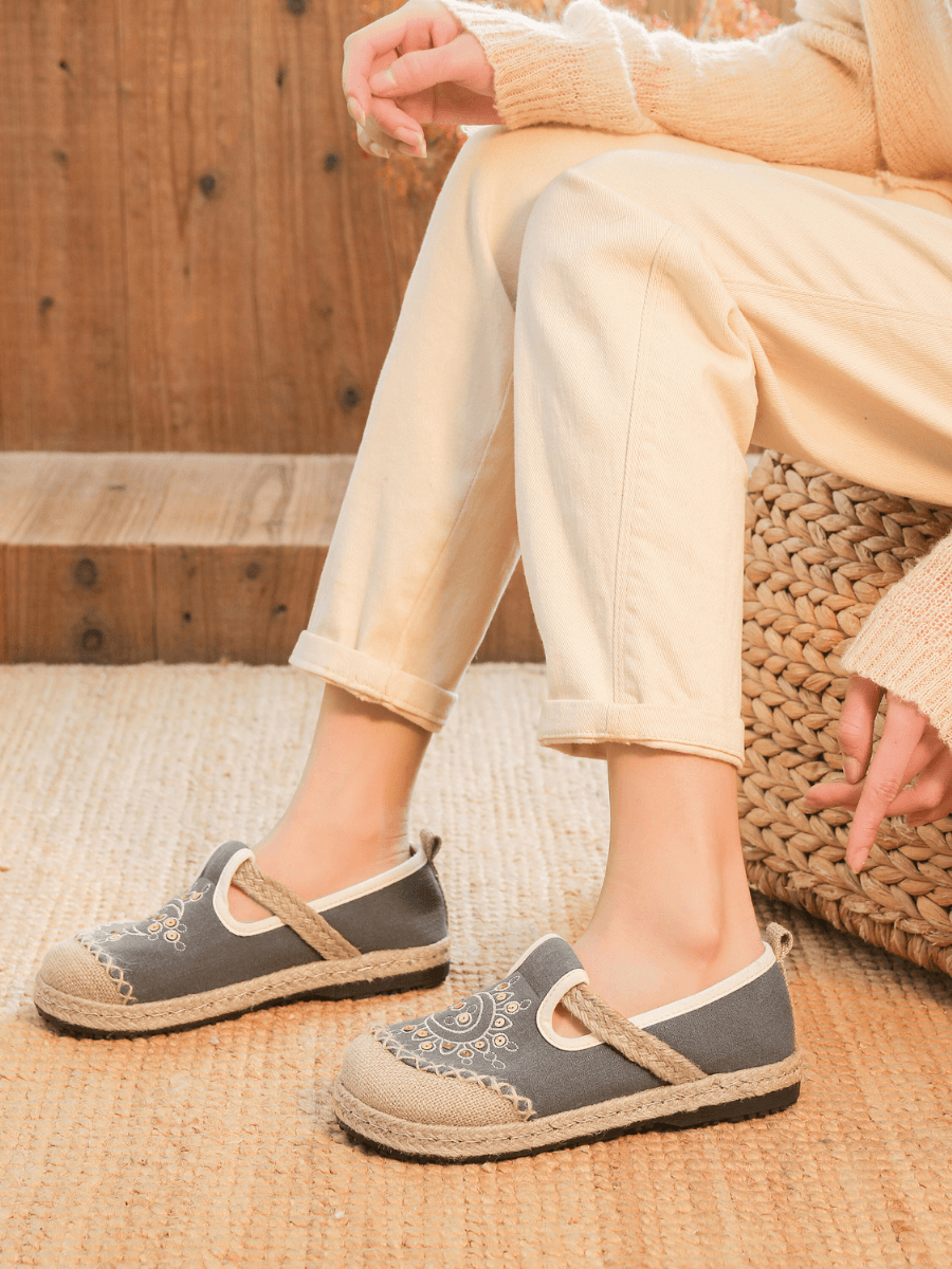 Blooming Moon Embroidered Linen Espadrilles - Grey