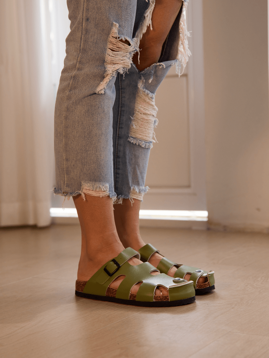 Summer Picnic Cut-Out Clog - Green
