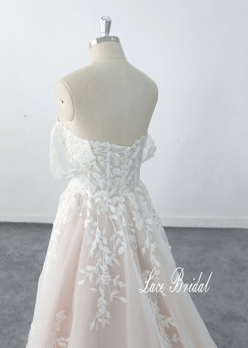 Romantic Nude Lined Off-Shoulder Wedding Dresses