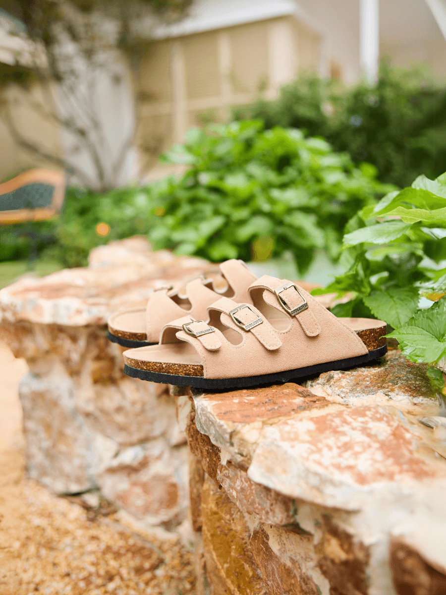 Signature Tri Strap Suede Footbed Sandal - Khaki