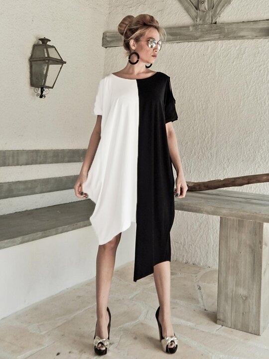 Asymmetric Black/White Split-Joint Contrast Colors Loose Batwing Sleeve Dress-Mini Dresses-Free Shipping at meselling99