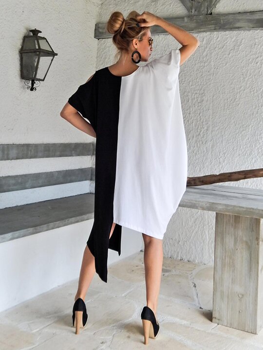 Asymmetric Black/White Split-Joint Contrast Colors Loose Batwing Sleeve Dress-Mini Dresses-Free Shipping at meselling99