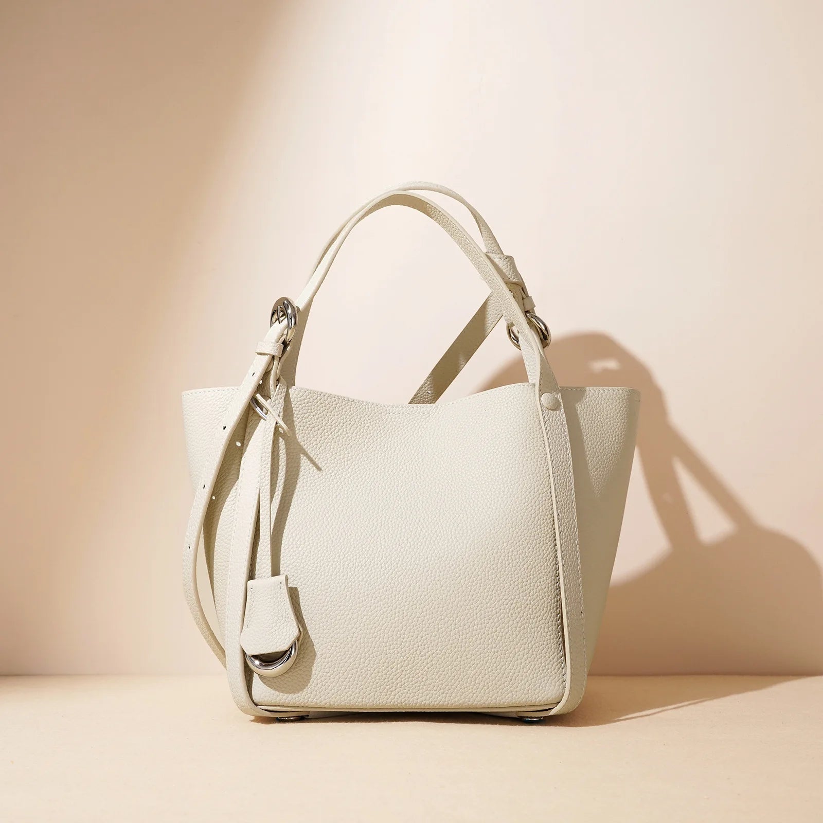 Genuine Leather Large Capacity Women's Bucket Handbag