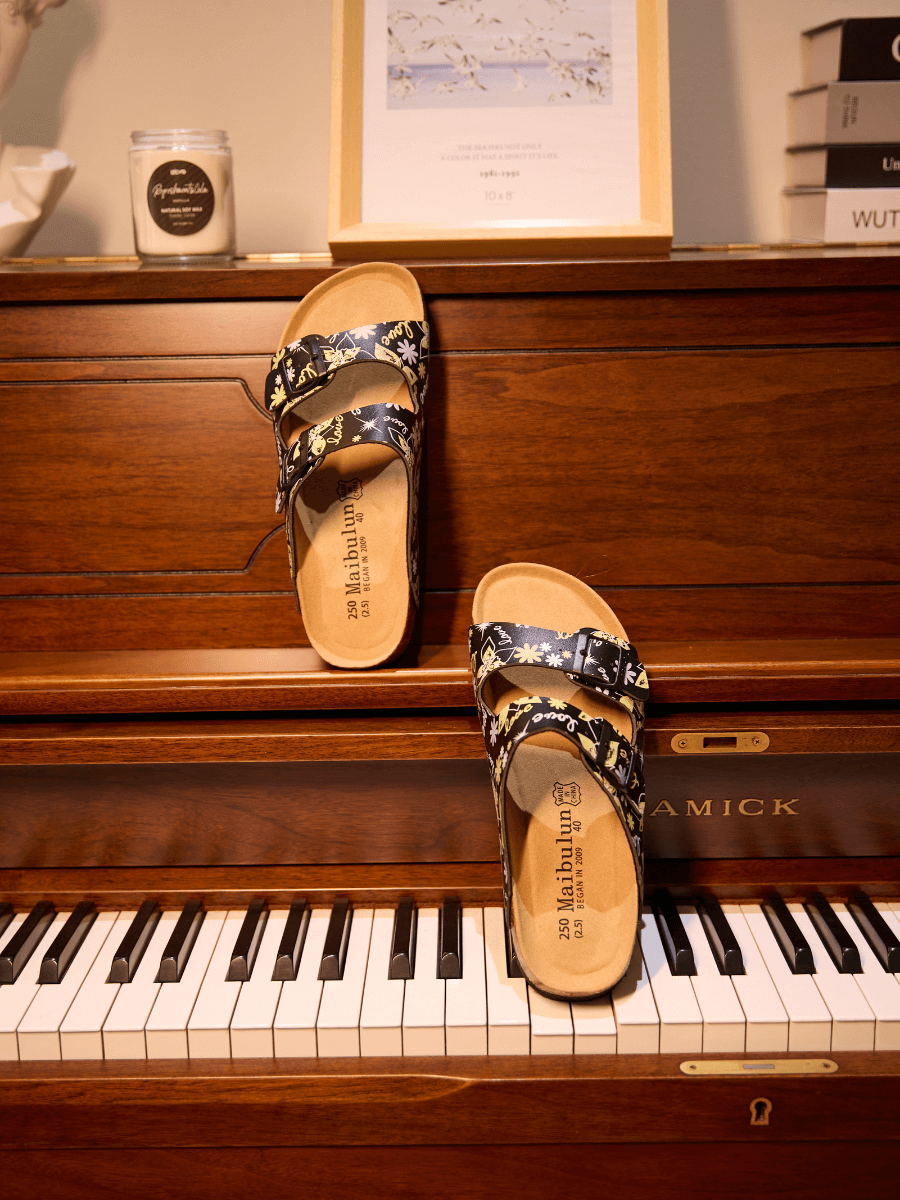 Signature Double Strap Footbed Sandal - Yellow