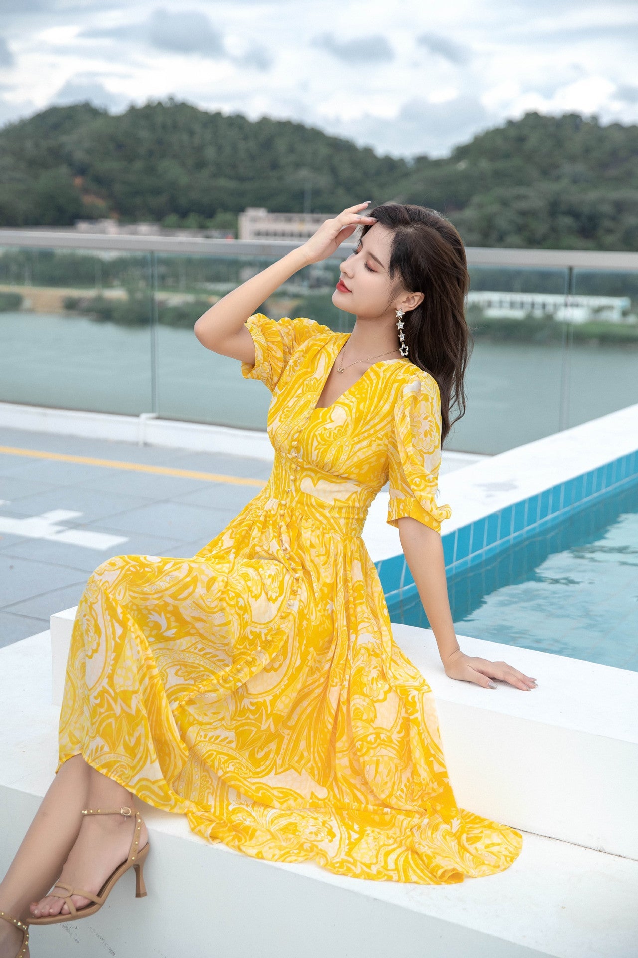 Luxury Yellow Chiffon  Long Dresses